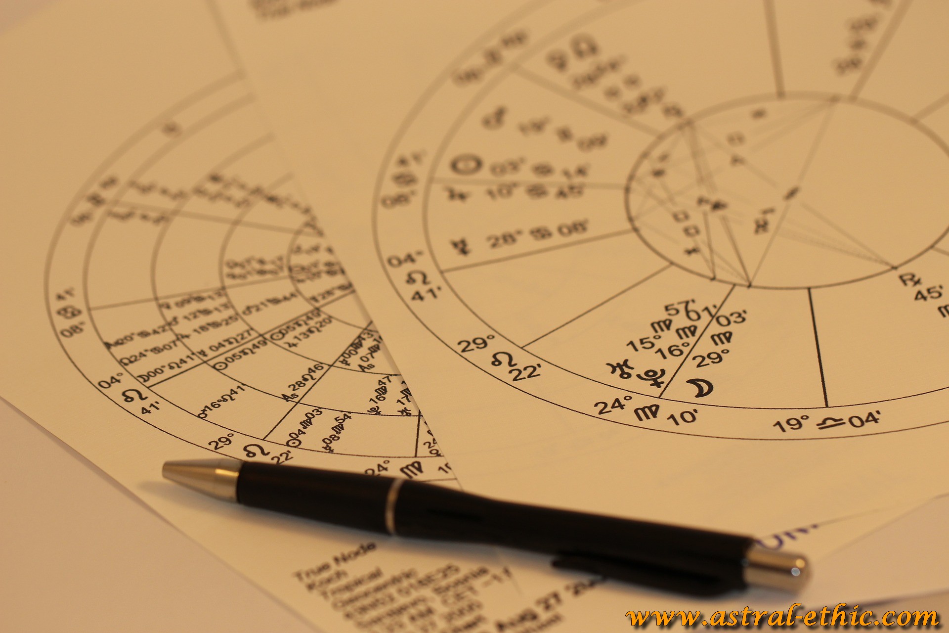 Formation d##1astrologie.